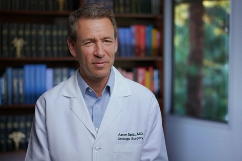 Dr. Aaron Spitz Headshot